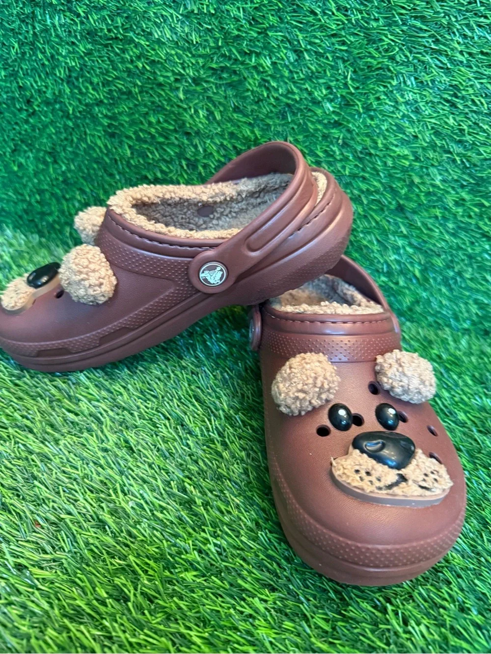 Crocs youth boys I Am Bear Brown Clog Shoes size 2Y